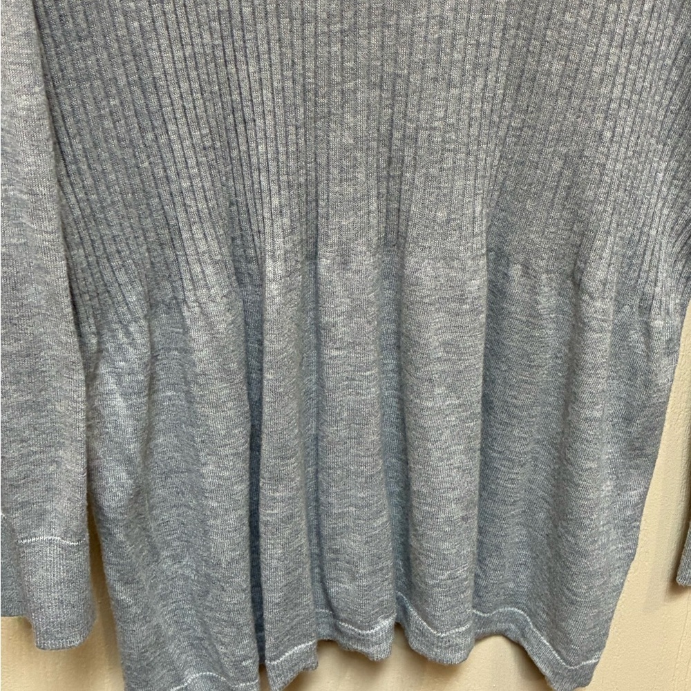 Sejour Gray Ribbed Knit Top - Picture 2 of 4